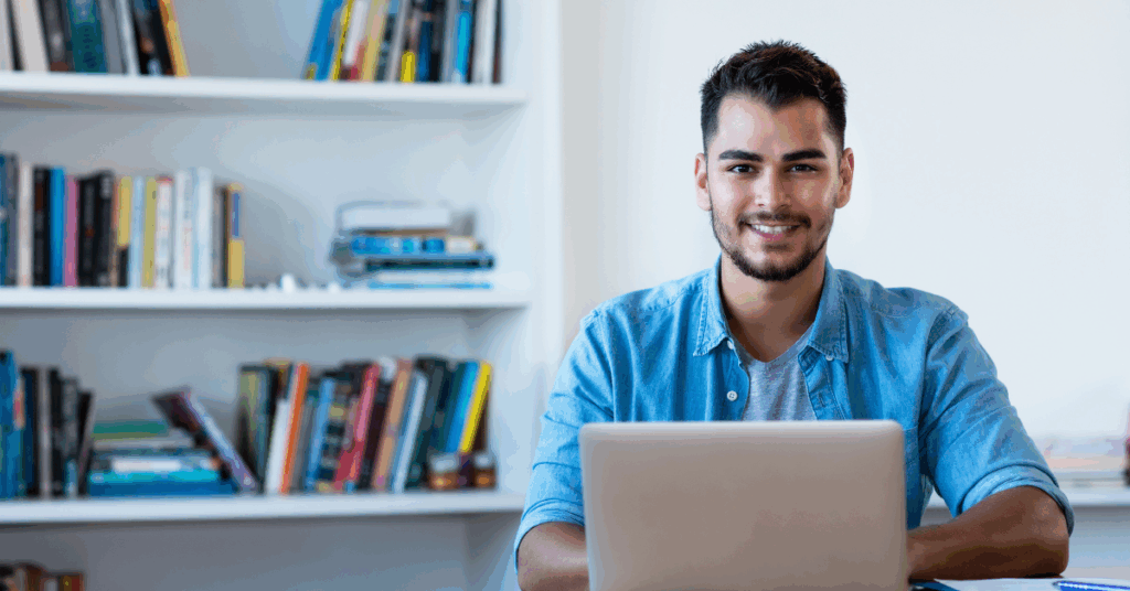 Jóvenes Construyendo el Futuro resolver problemas